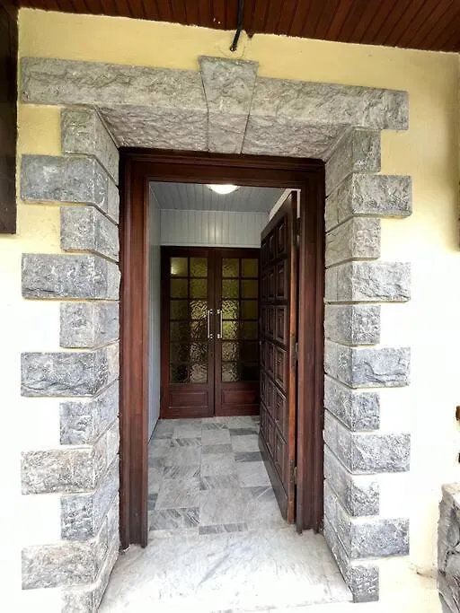 Cozy Pyrenees Mountain Retreat Apartment Castillon-de-Larboust